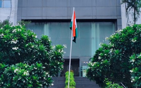 एस.आर. ग्रुप ऑफ इंस्टीट्यूशंस में देशभक्ति के उल्लास के साथ मना 80वां स्वतंत्रता दिवस