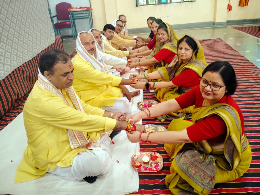 भारत माता की रक्षा का संकल्प है रक्षाबंधन पर्व*‌  -श्री प्रकाश   विभाग प्रचारक सुलतानपुर विभाग।        